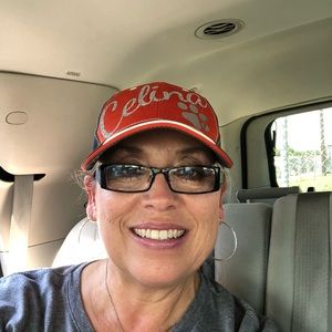 Meet your Posher, Nelda